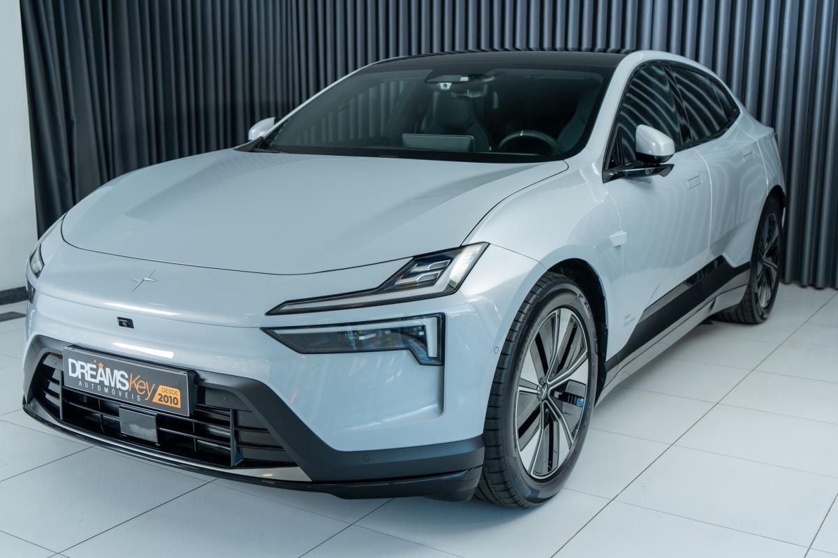 polestar-4-2024-eletrico-500cc