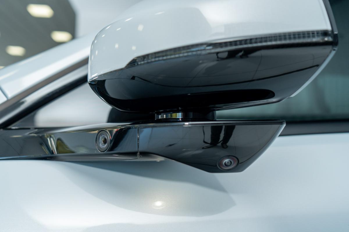 polestar-4-2024-eletrico-500cc