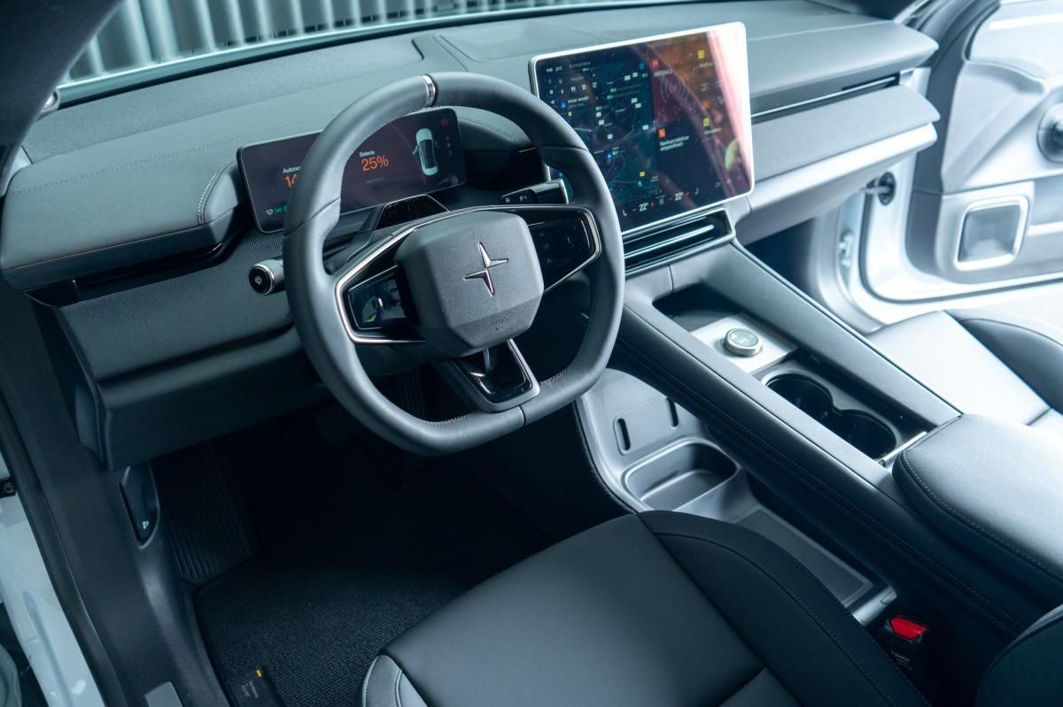 polestar-4-2024-eletrico-500cc