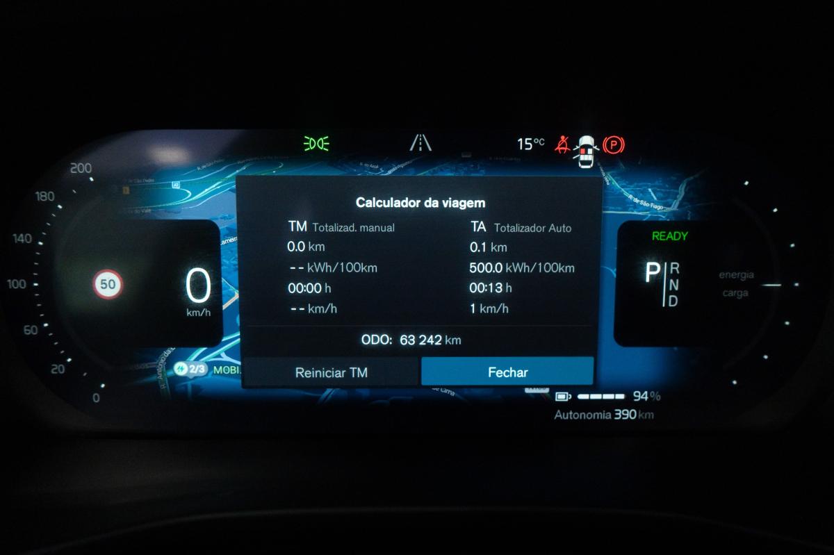 volvo-xc40-2023-eletrico-500cc