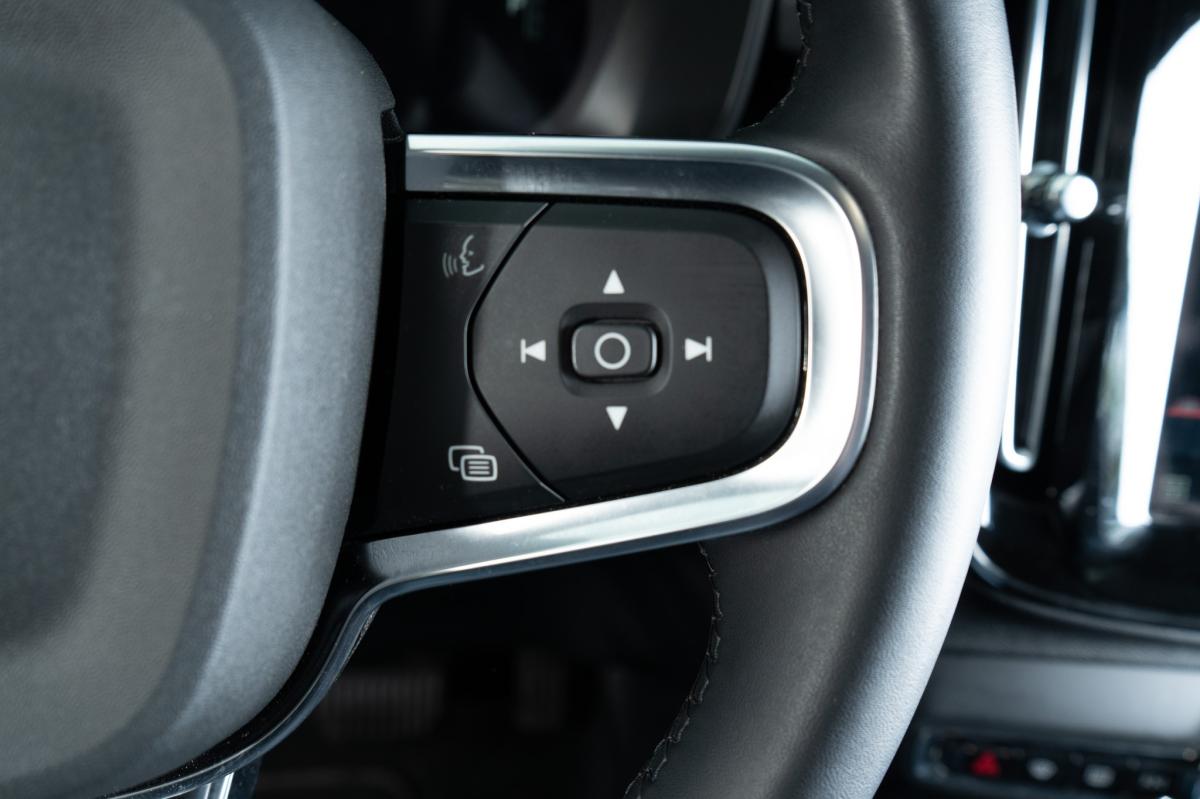 volvo-xc40-2023-eletrico-500cc