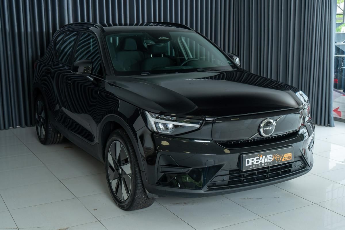 volvo-xc40-2023-eletrico-500cc