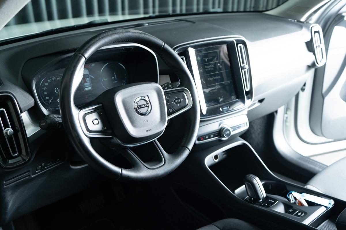 volvo-xc40-2021-hibrido-a-gasolina-1477cc