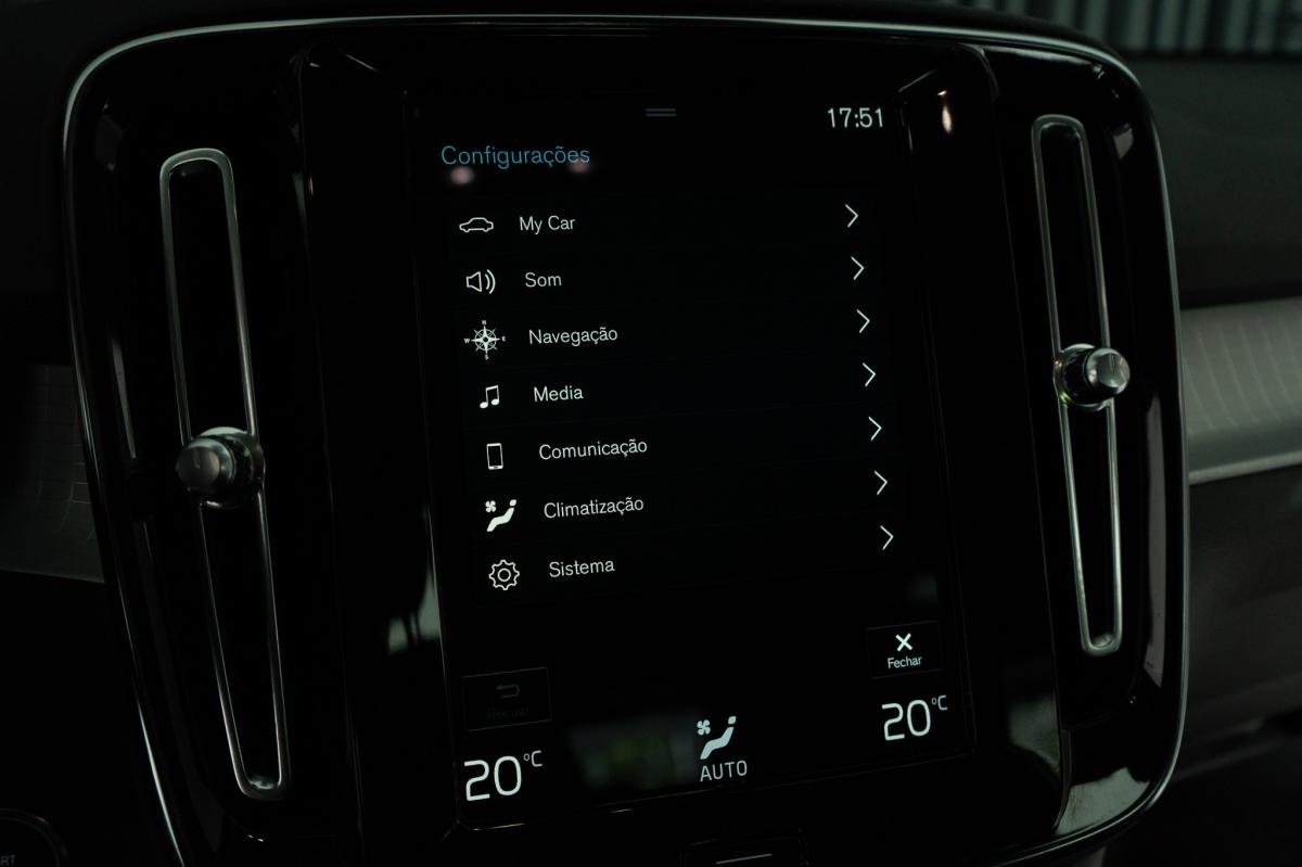 volvo-xc40-2021-hibrido-a-gasolina-1477cc