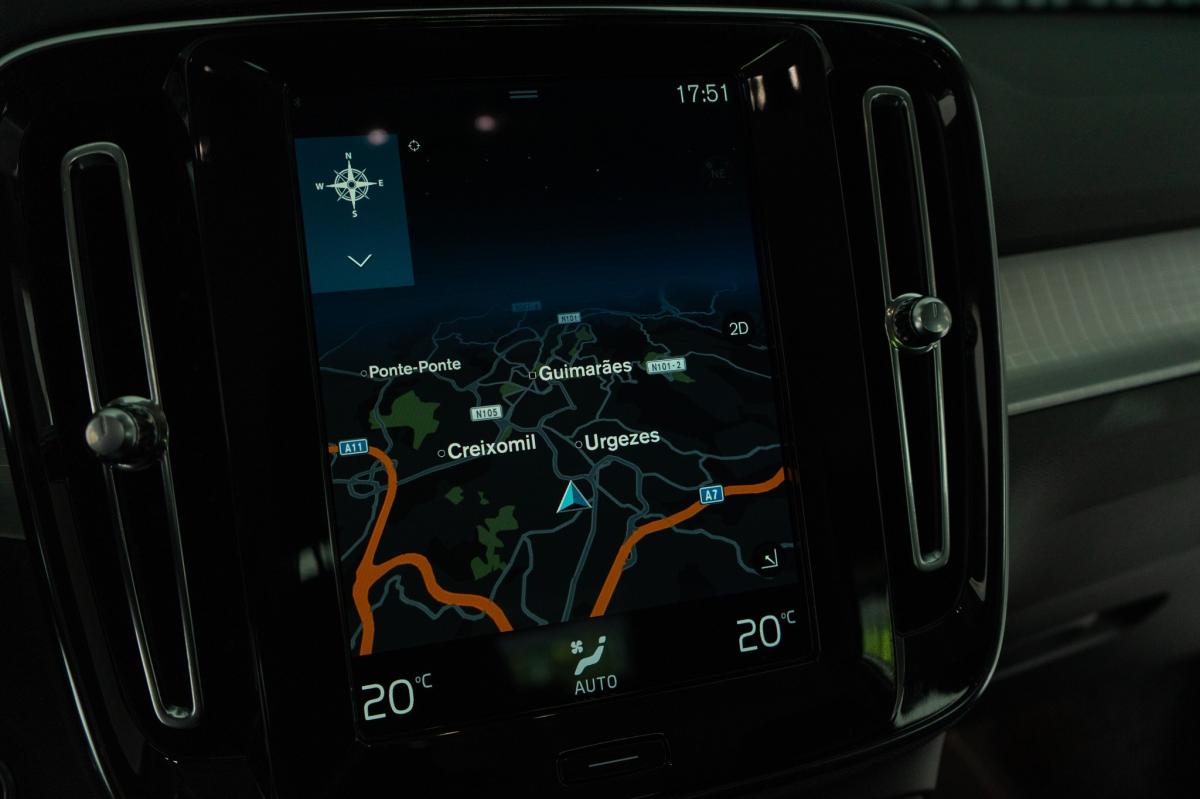 volvo-xc40-2021-hibrido-a-gasolina-1477cc
