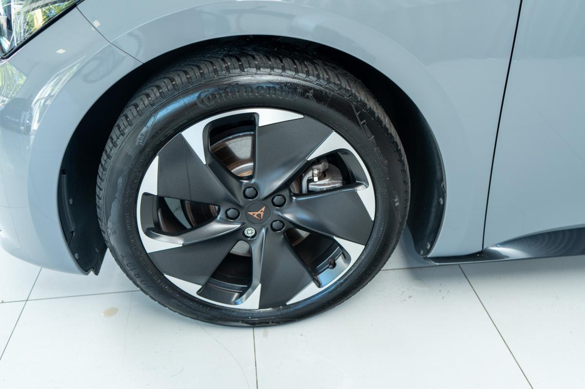 cupra-born-2024-eletrico-500cc