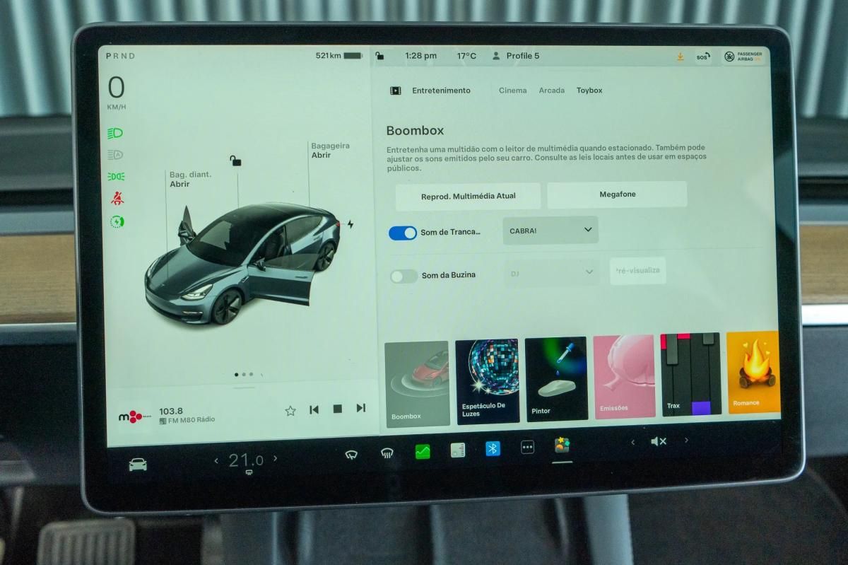 tesla-model-3-2023-eletrico-500cc