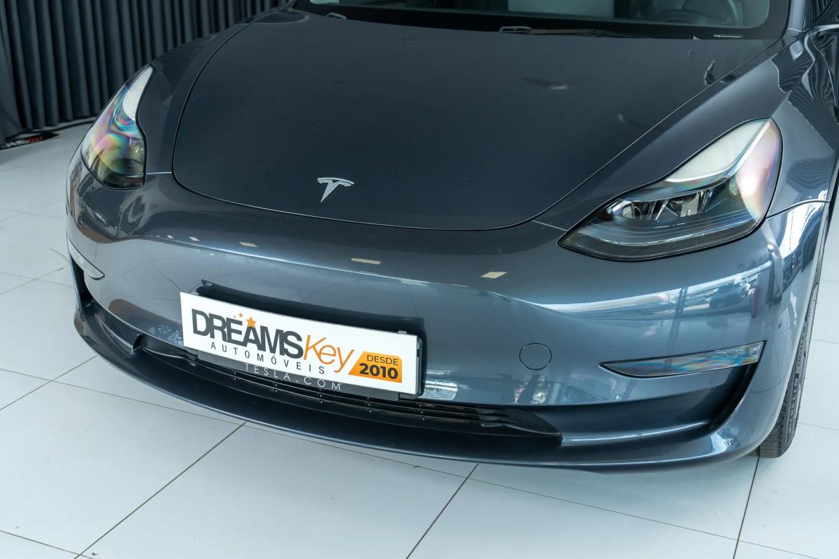tesla-model-3-2023-eletrico-500cc