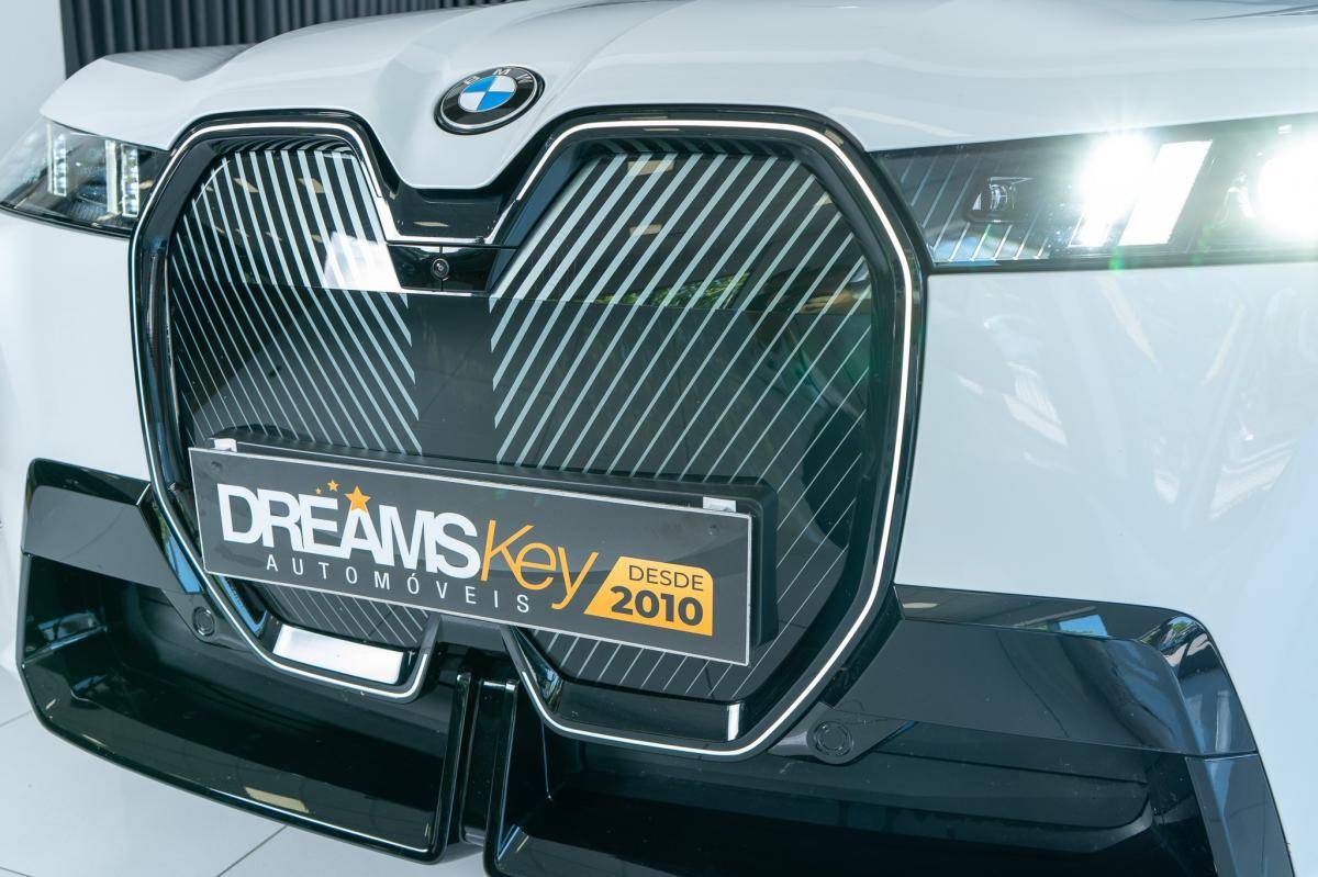 bmw-ix-2025-eletrico-500cc