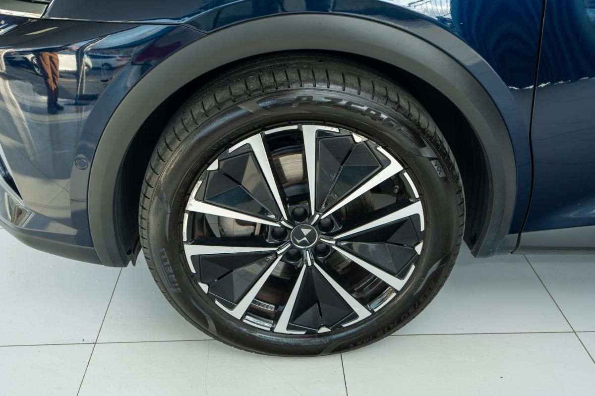 ds-ds-7-crossback-2023-hibrido-a-gasolina-1598cc