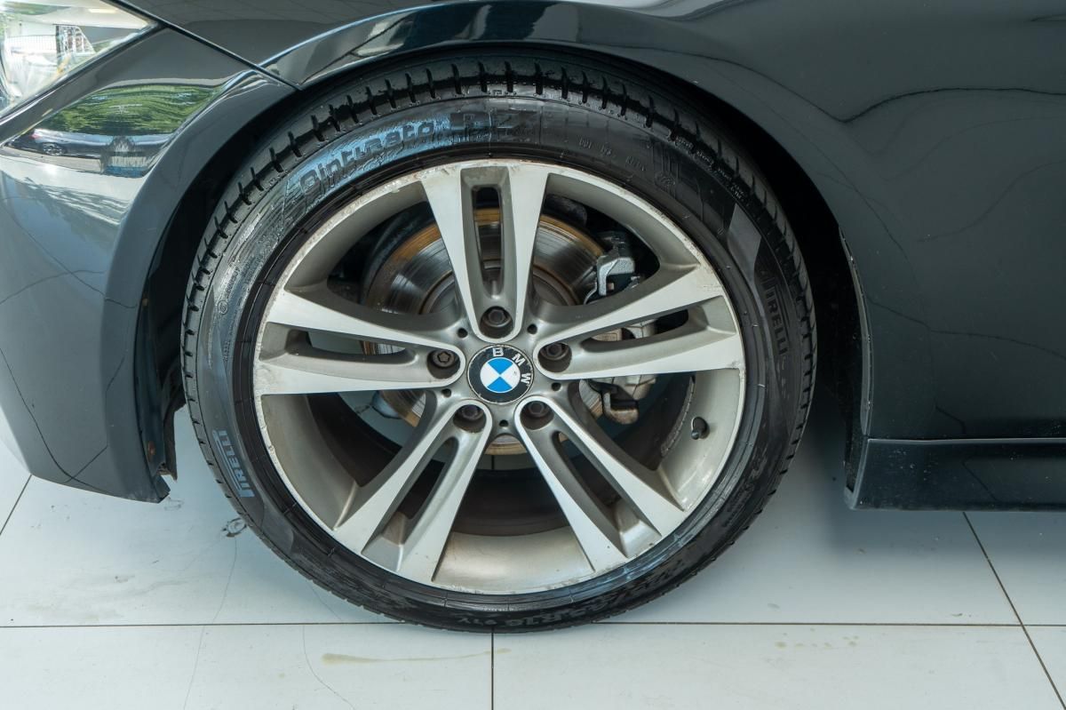 bmw-serie-3-2013-diesel-1995cc