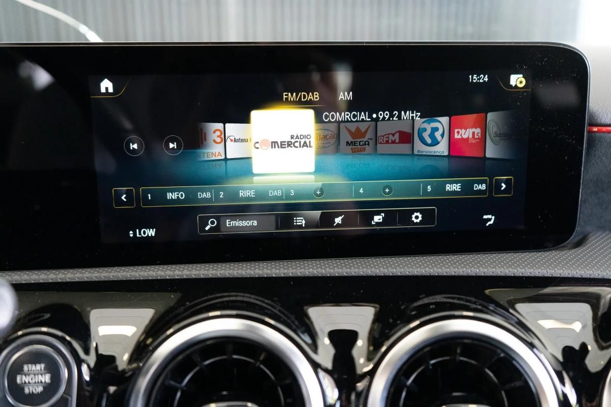 mercedes-benz-classe-a-2022-hibrido-a-gasolina-1332cc