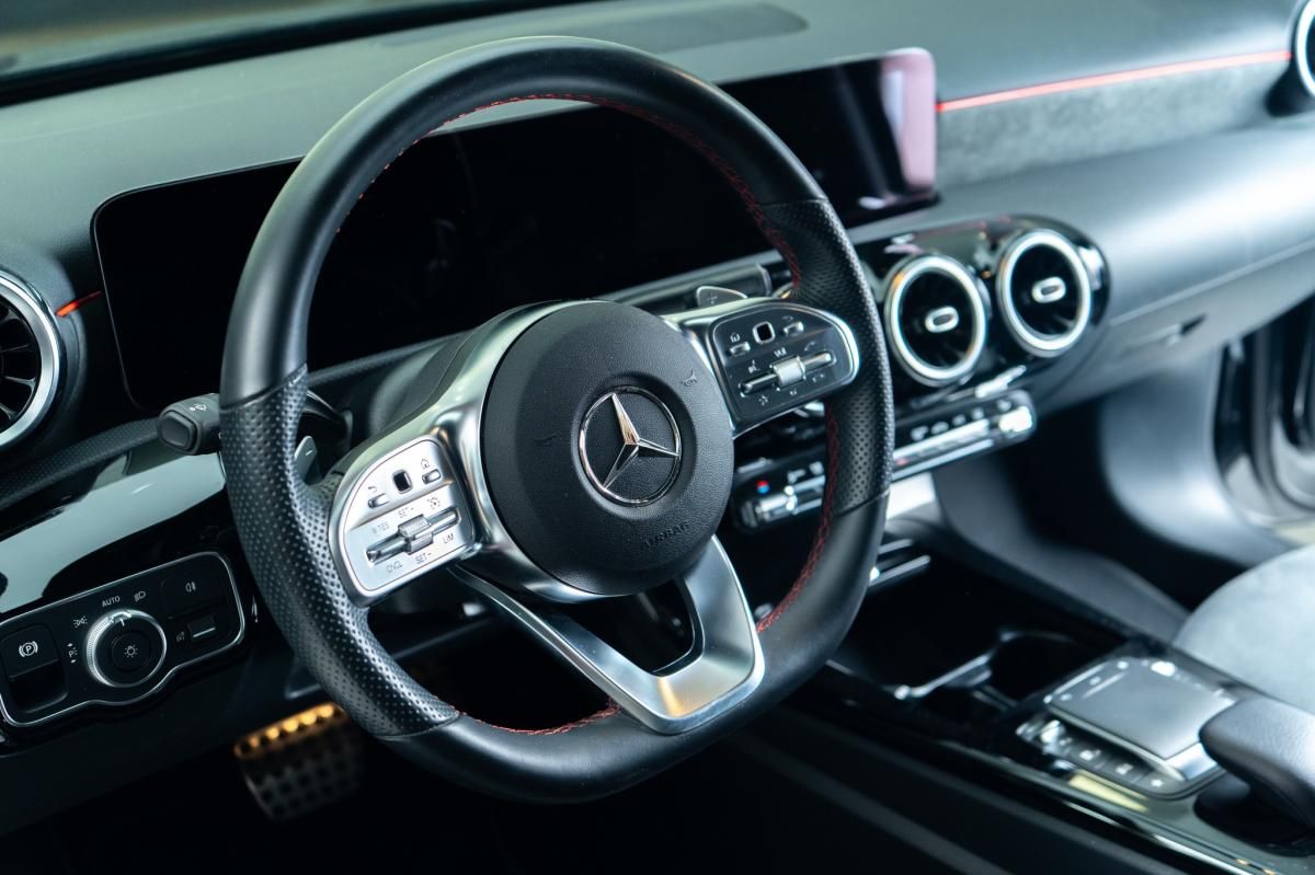 mercedes-benz-classe-a-2022-hibrido-a-gasolina-1332cc