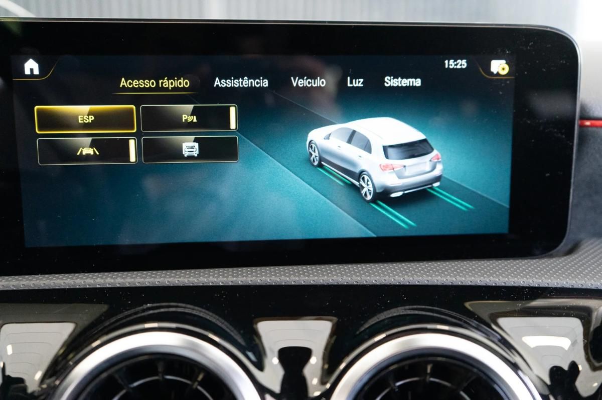 mercedes-benz-classe-a-2022-hibrido-a-gasolina-1332cc