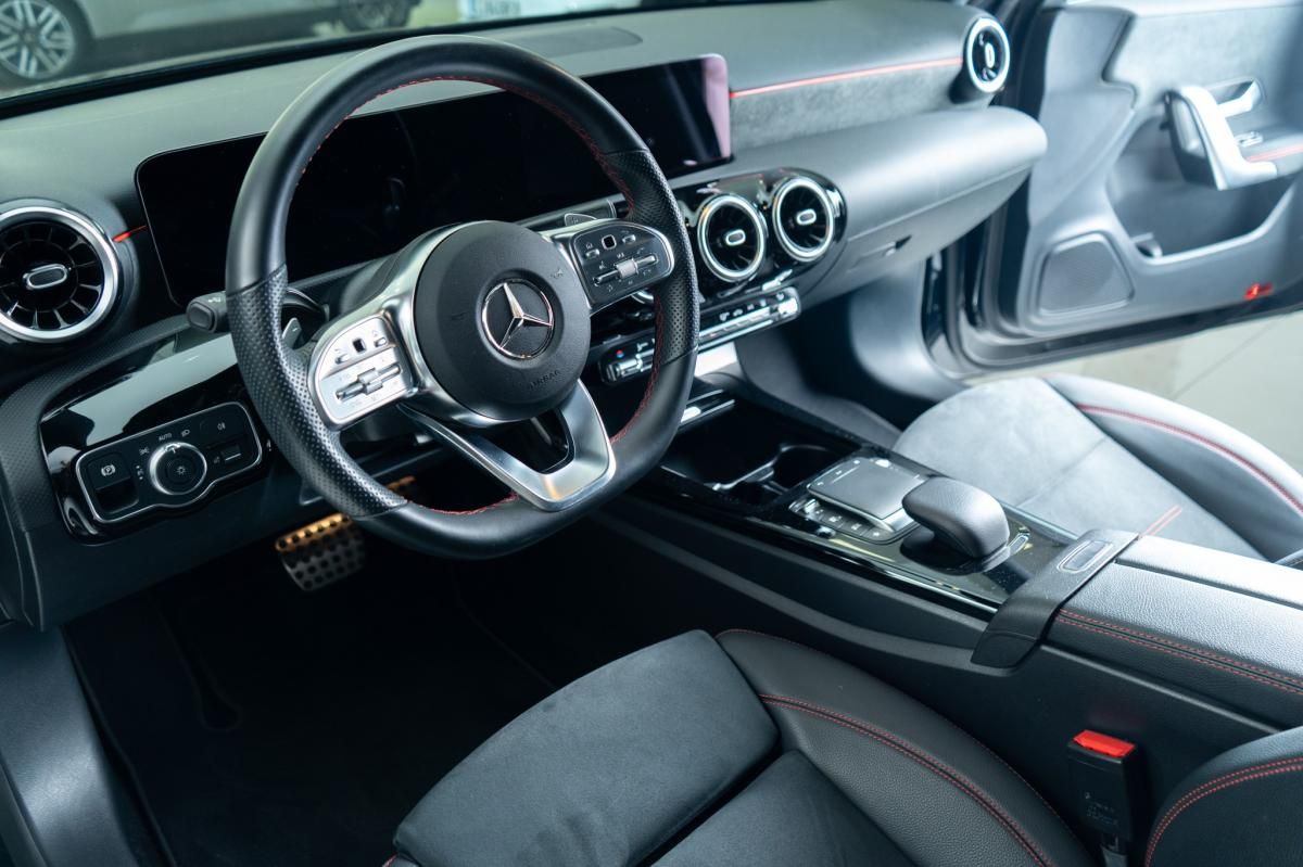 mercedes-benz-classe-a-2022-hibrido-a-gasolina-1332cc