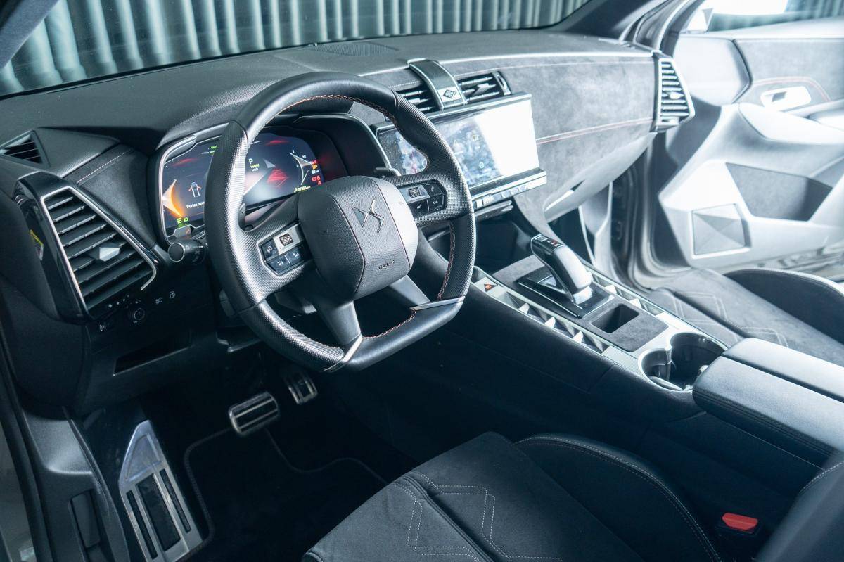 ds-ds-7-crossback-2023-hibrido-a-gasolina-1598cc