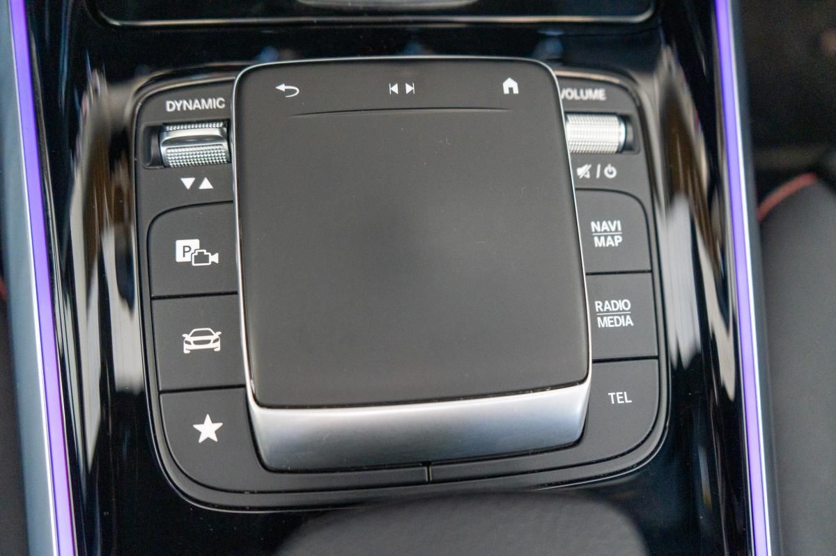 mercedes-benz-eqa-2021-eletrico-500cc