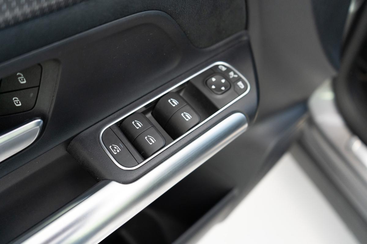 mercedes-benz-eqa-2021-eletrico-500cc