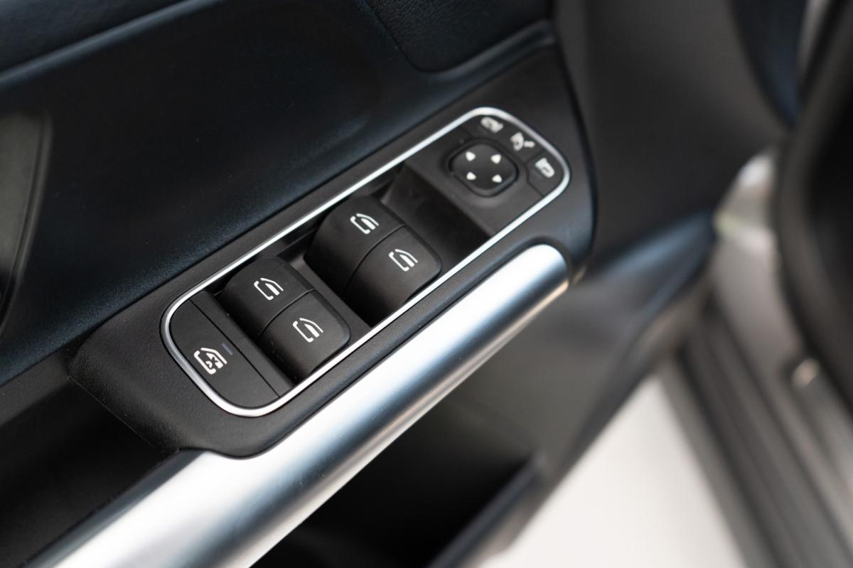 mercedes-benz-eqa-2023-eletrico-500cc