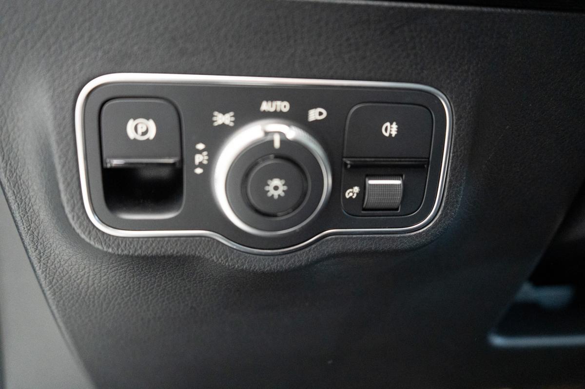 mercedes-benz-eqa-2023-eletrico-500cc