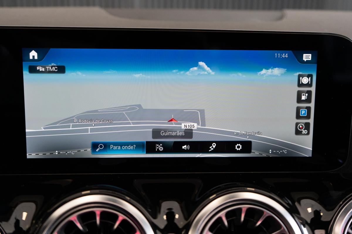 mercedes-benz-eqa-2023-eletrico-500cc