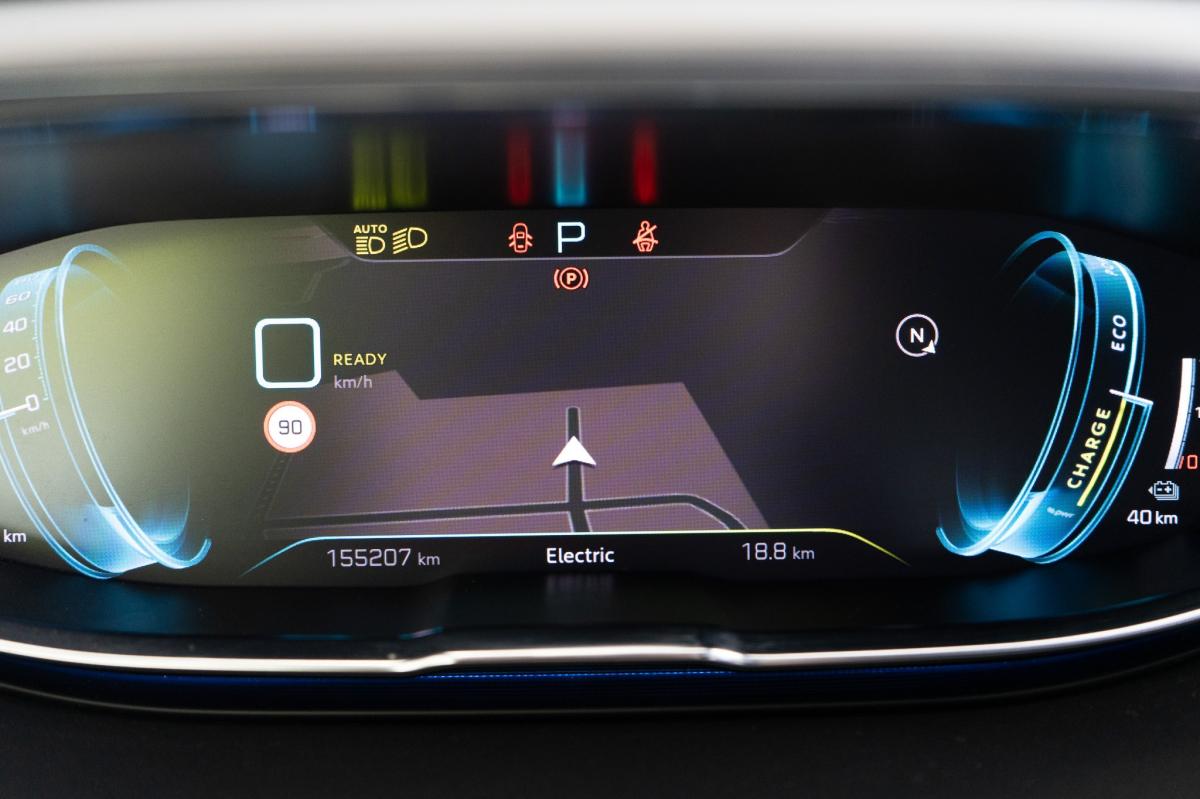 peugeot-3008-2021-hibrido-a-gasolina-1598cc