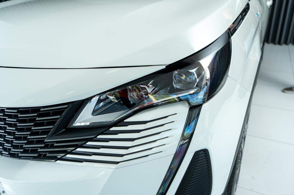 peugeot-3008-2021-hibrido-a-gasolina-1598cc