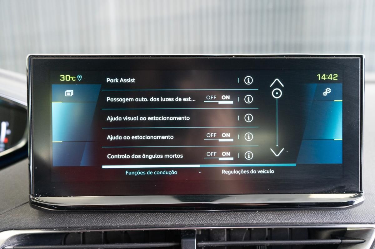 peugeot-3008-2021-hibrido-a-gasolina-1598cc