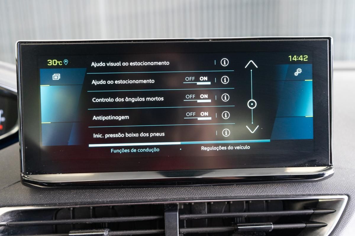 peugeot-3008-2021-hibrido-a-gasolina-1598cc