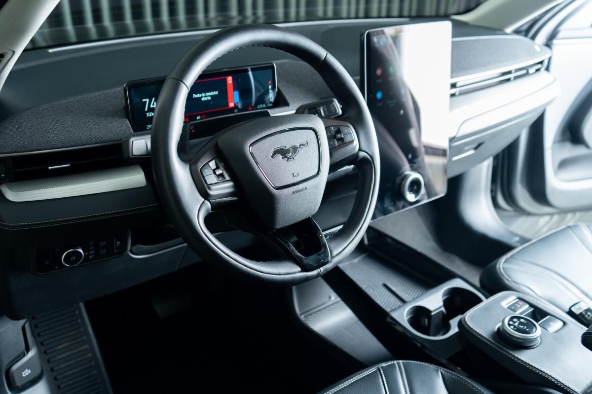ford-mustang-2023-eletrico-0cc