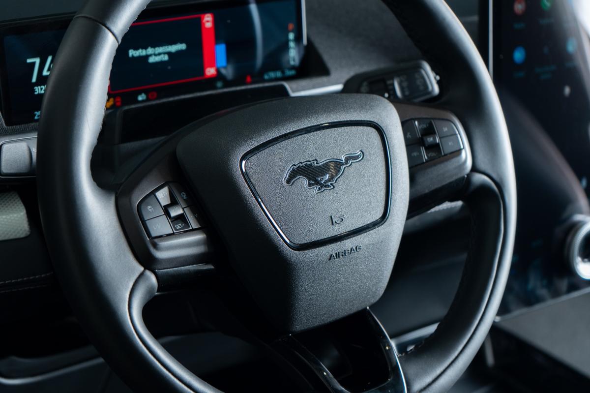 ford-mustang-2023-eletrico-0cc