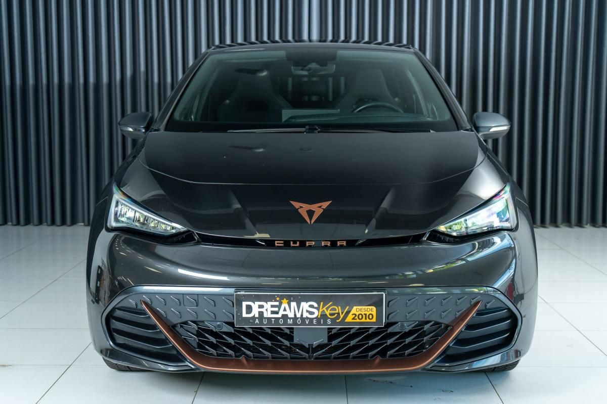 cupra-born-2024-eletrico-500cc