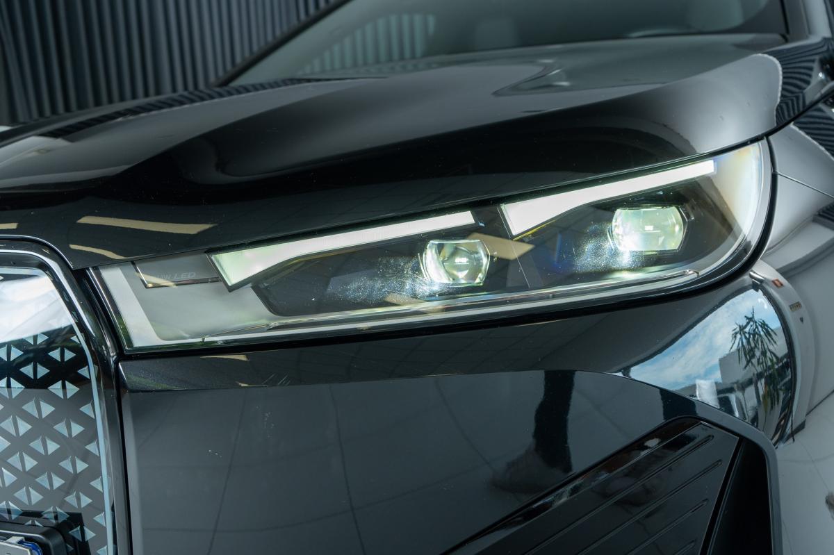 bmw-ix-2024-eletrico-500cc