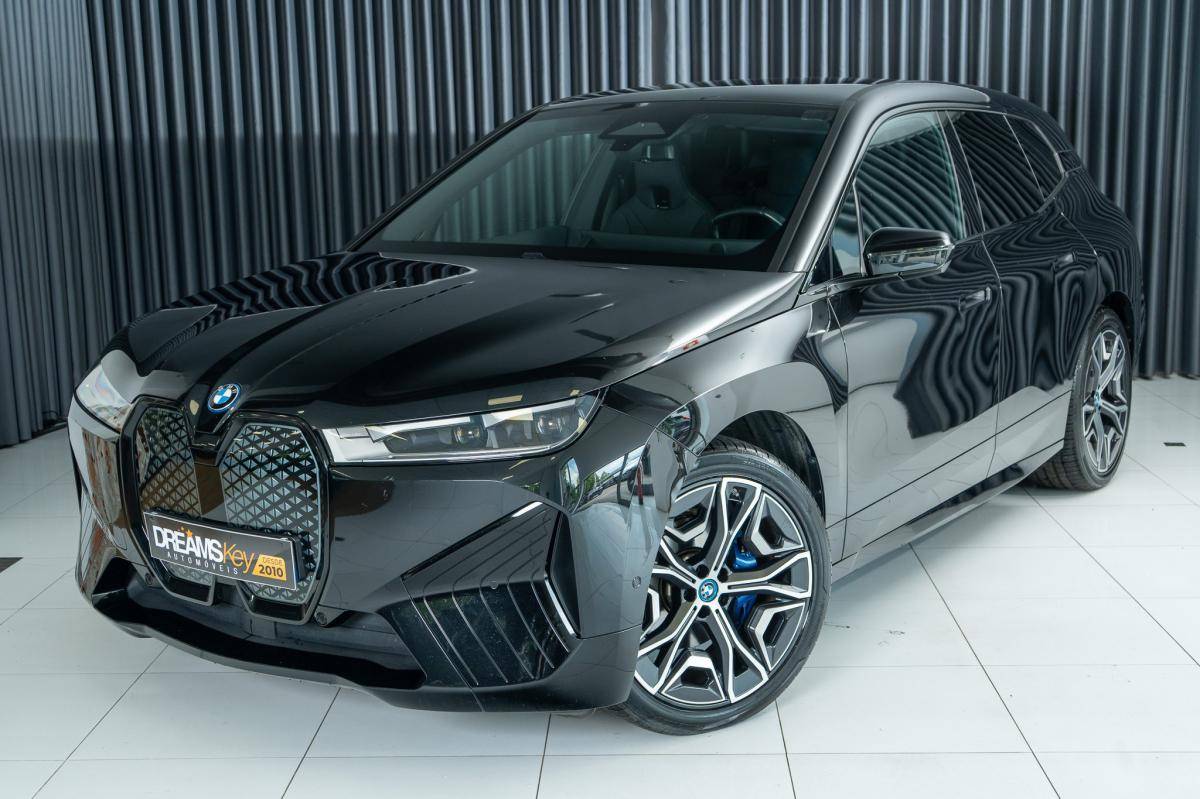 bmw-ix-2024-eletrico-500cc