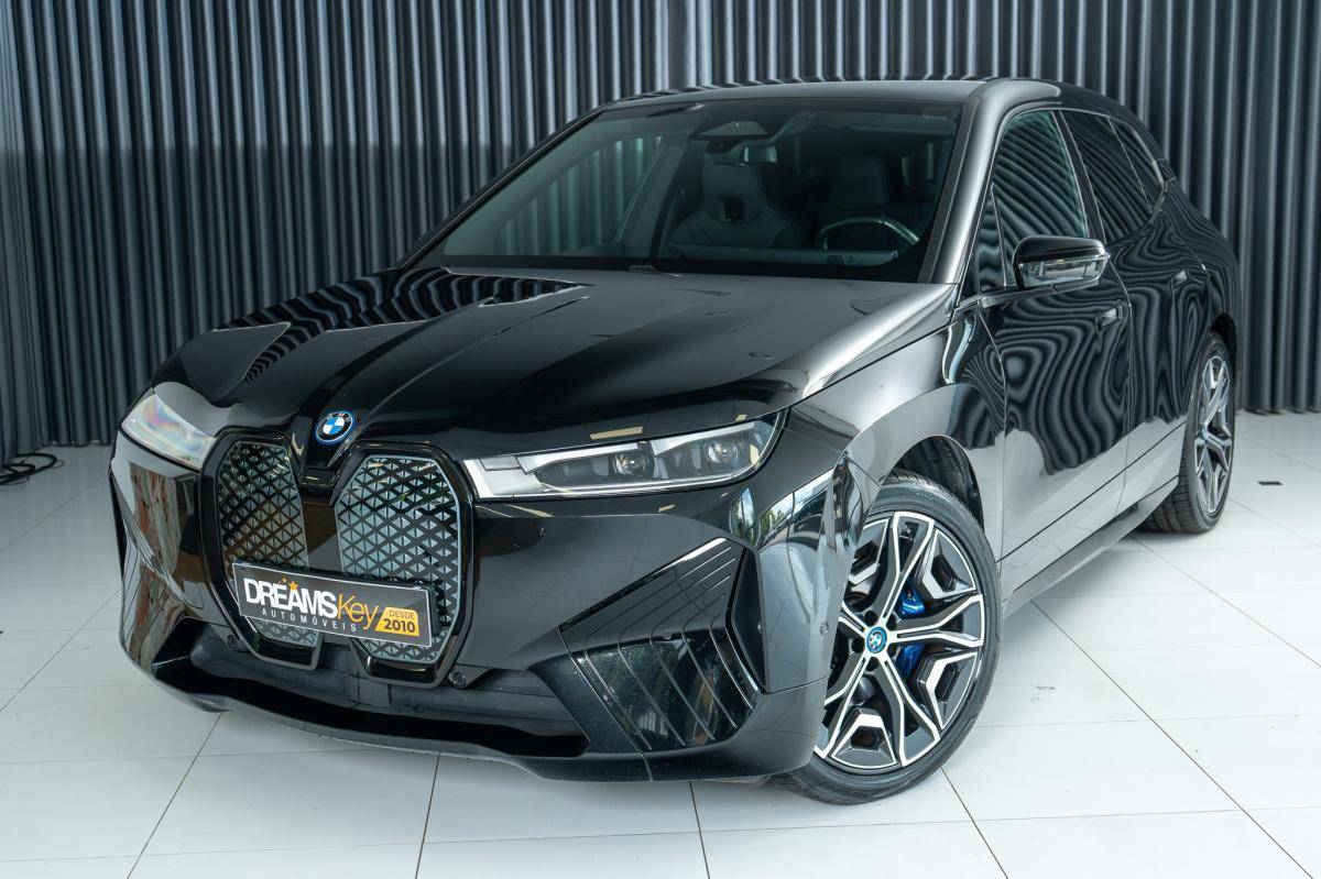 bmw-ix-2024-eletrico-500cc