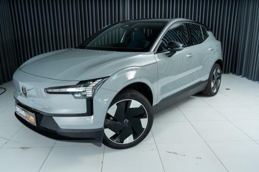 volvo-ex30-2024-eletrico-500cc