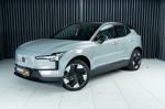 volvo-ex30-2024-eletrico-500cc