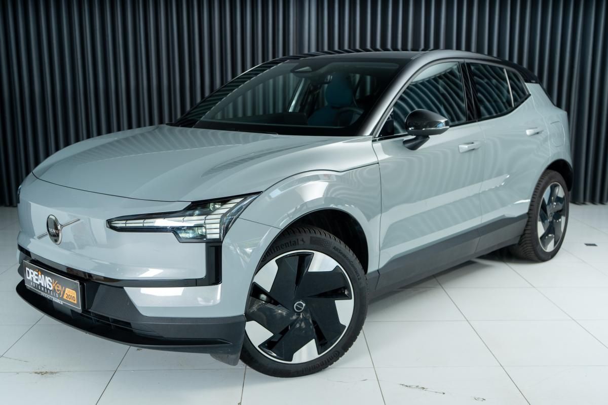 volvo-ex30-2024-eletrico-500cc