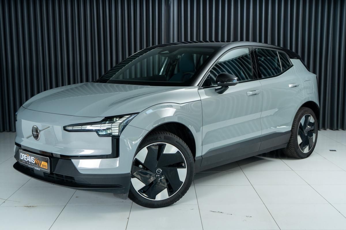 volvo-ex30-2024-eletrico-500cc