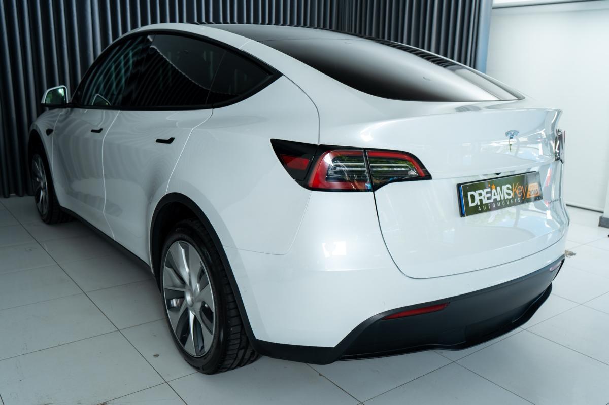 tesla-model-y-2022-eletrico-500cc