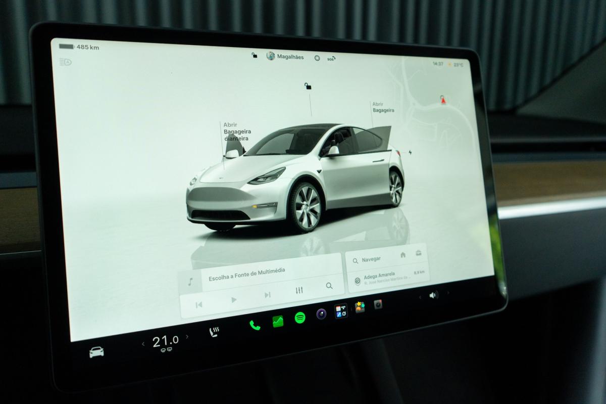 tesla-model-y-2022-eletrico-500cc