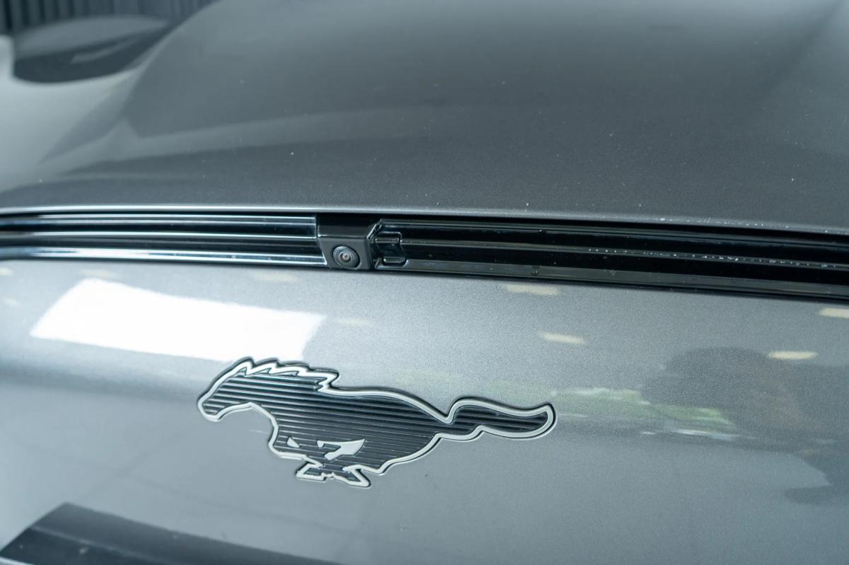 ford-mustang-2023-eletrico-500cc