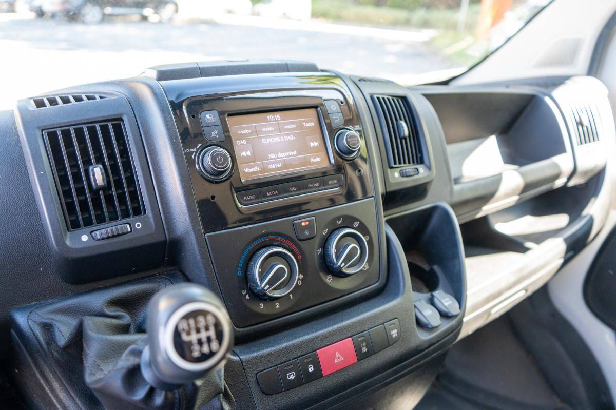 peugeot-boxer-2021-diesel-2179cc