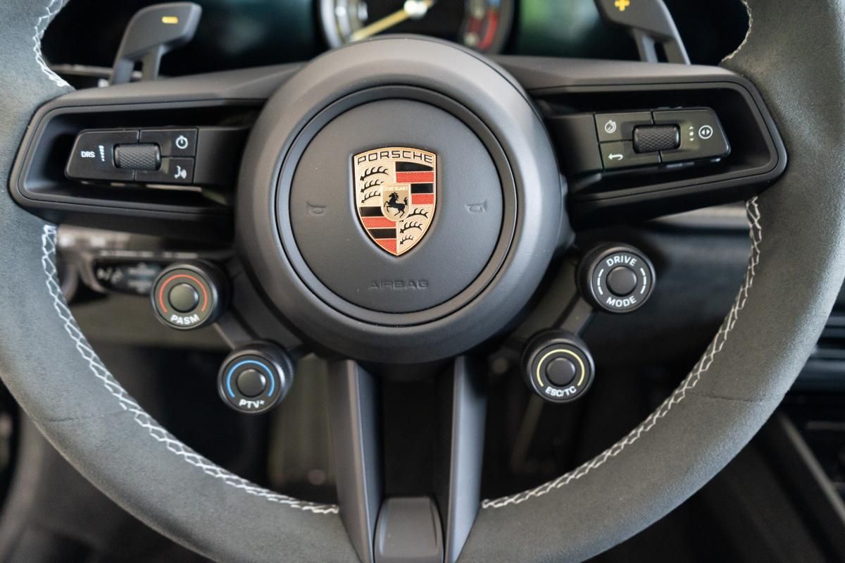 porsche-992-2023-gasolina-3996cc