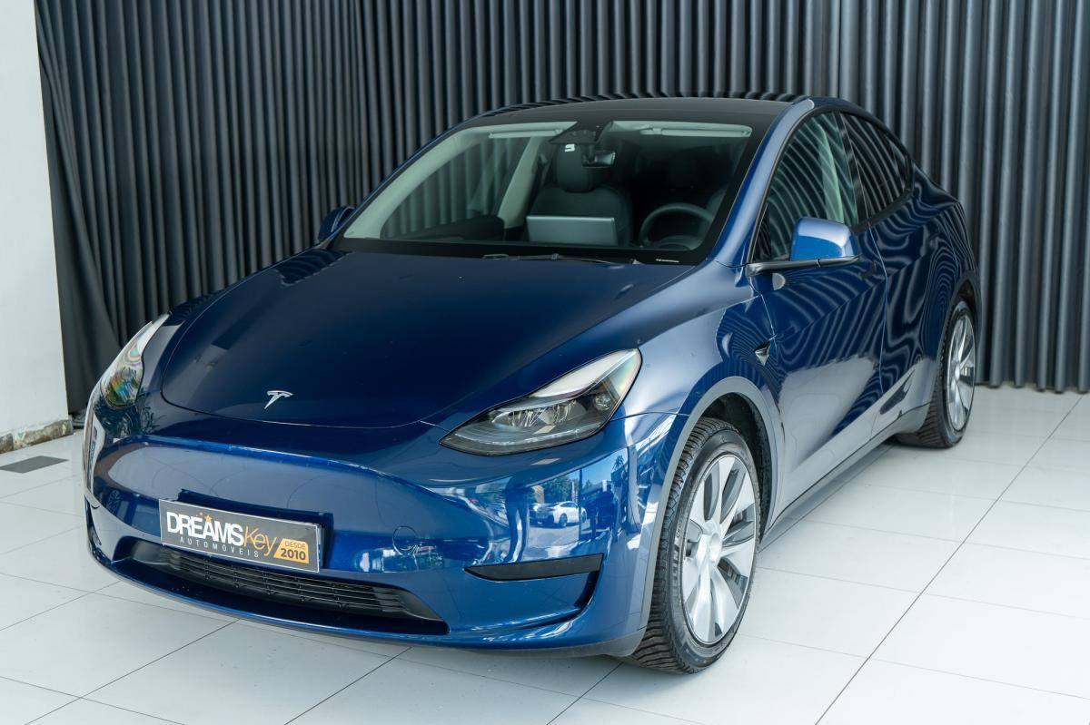tesla-model-y-2023-eletrico-500cc