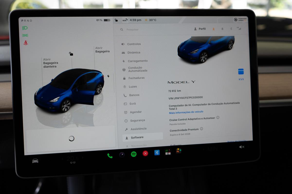 tesla-model-y-2023-eletrico-500cc