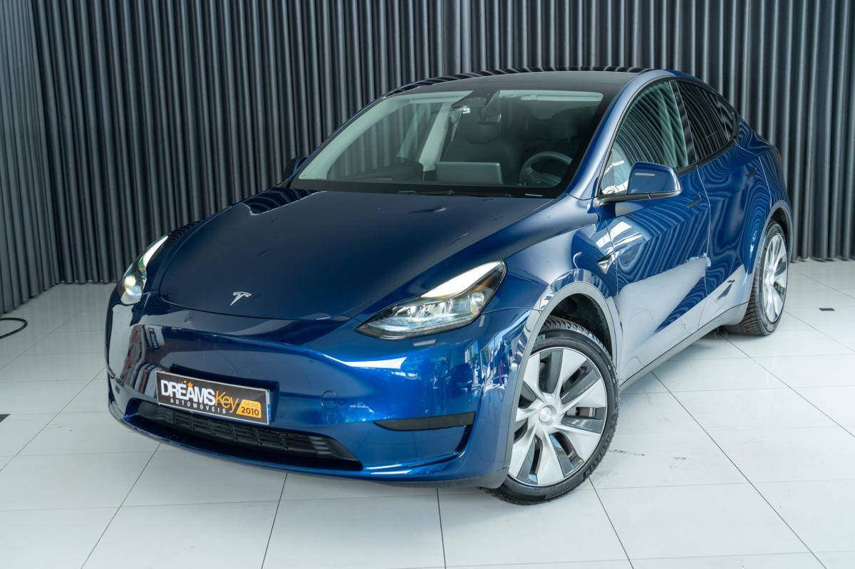 tesla-model-y-2023-eletrico-500cc