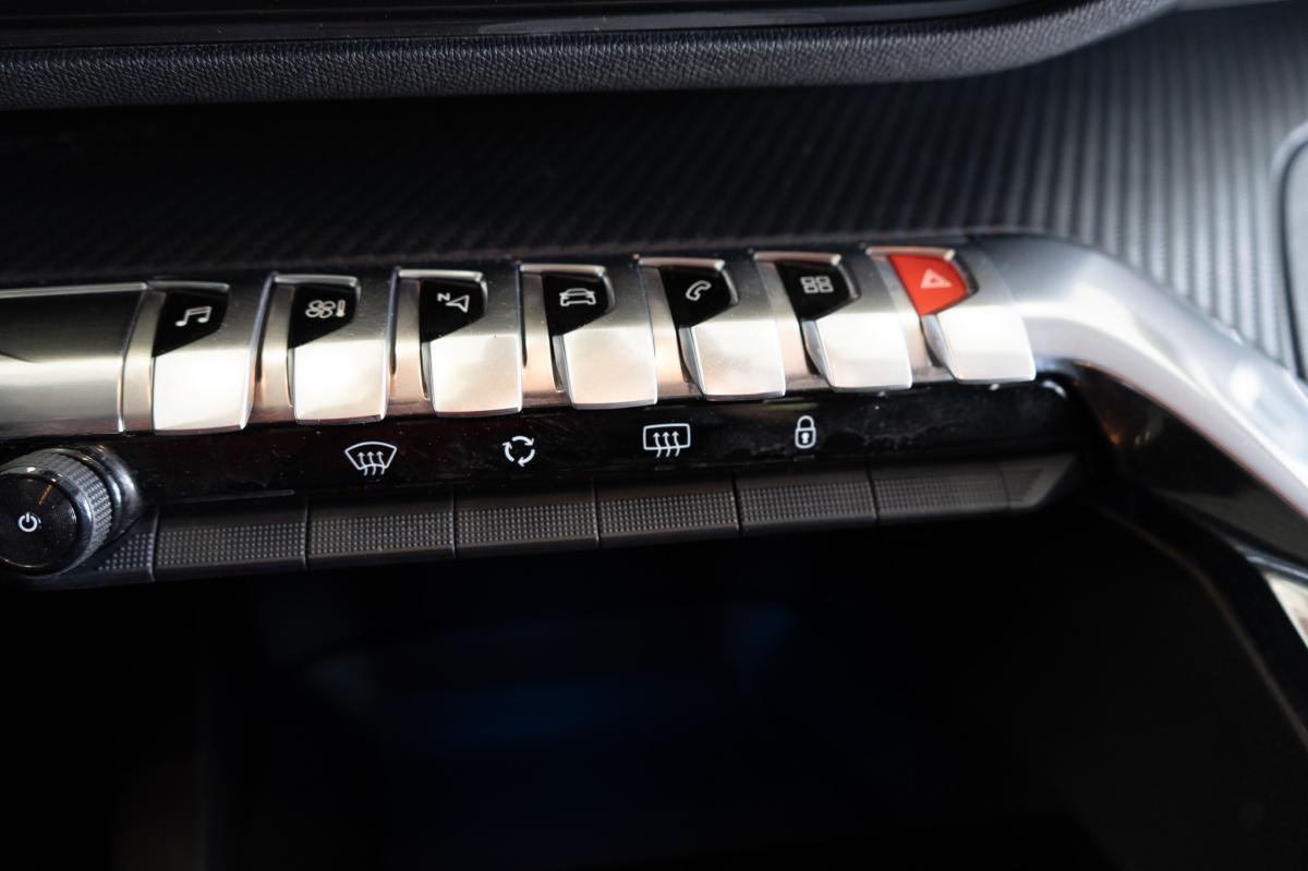 peugeot-3008-2019-diesel-1499cc
