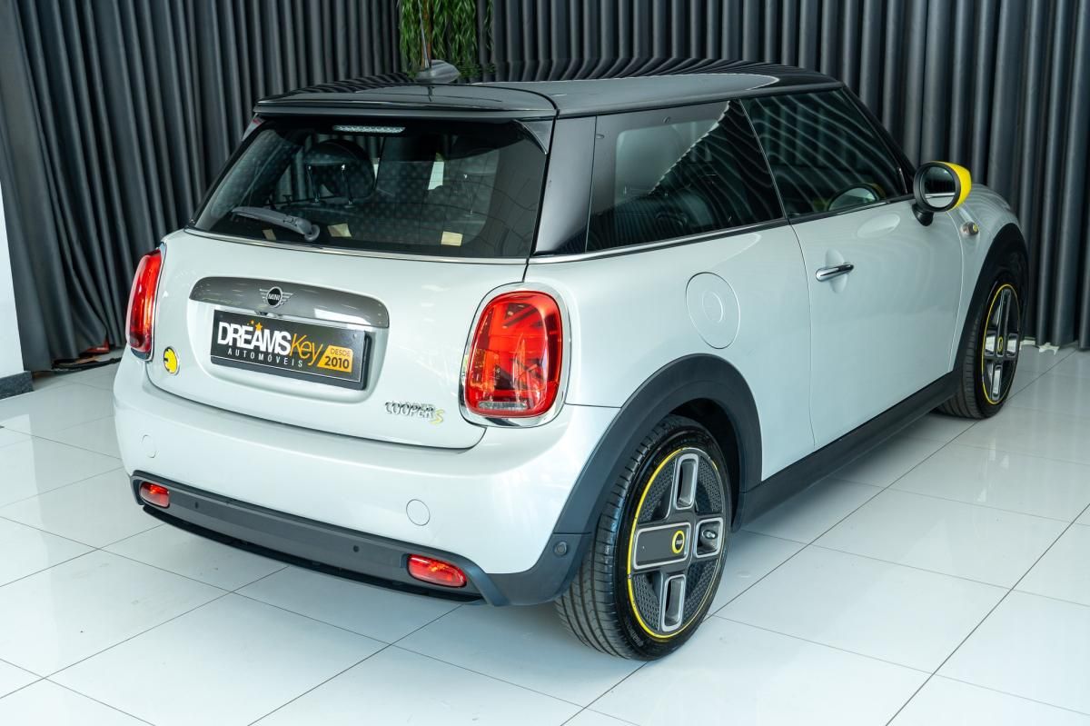 mini-cooper-2019-eletrico-500cc