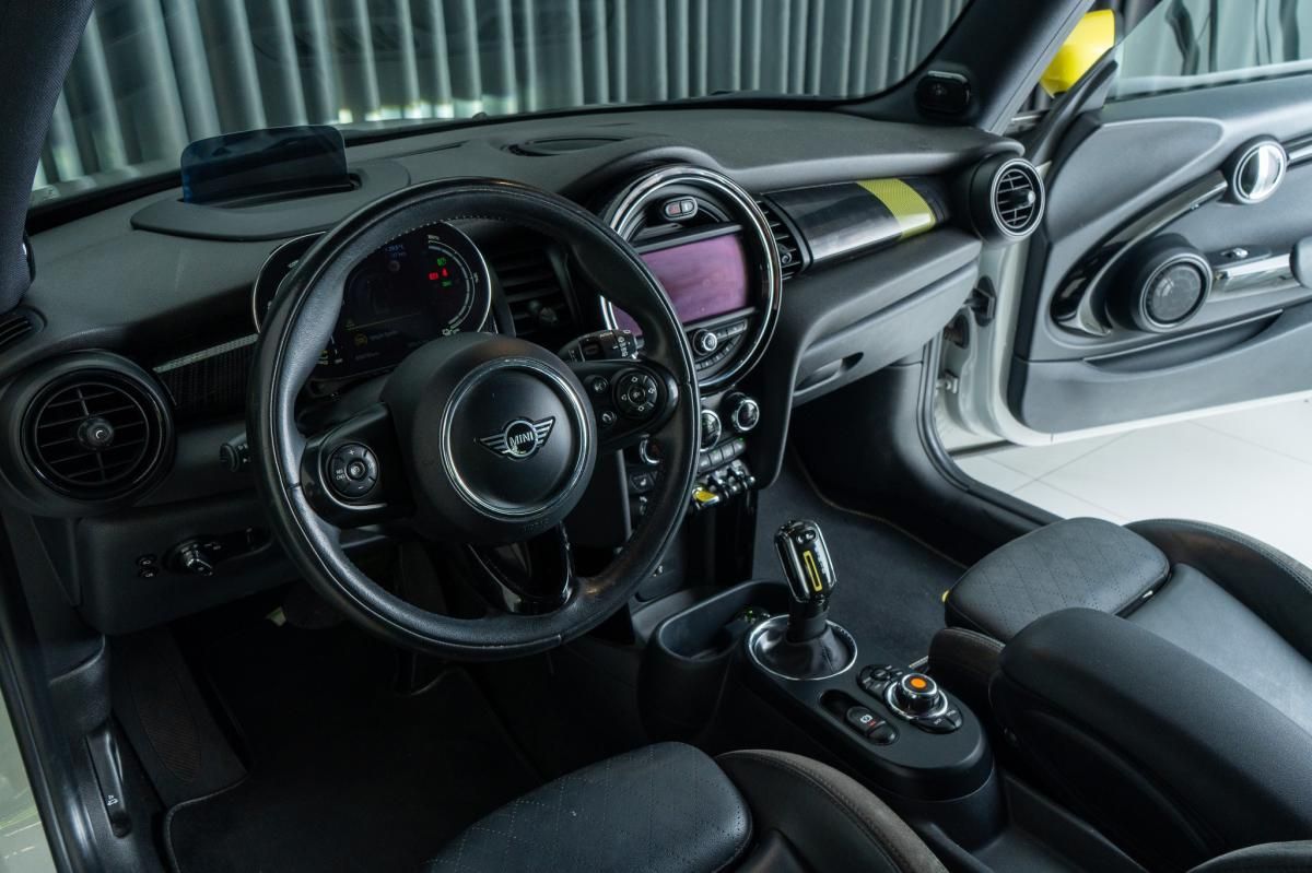 mini-cooper-2019-eletrico-500cc